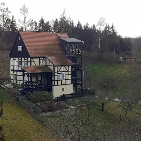 Herta Ein Saniertes Einzeldenkmal Im Elbsandsteingebirge -naehe Bad Schandau *